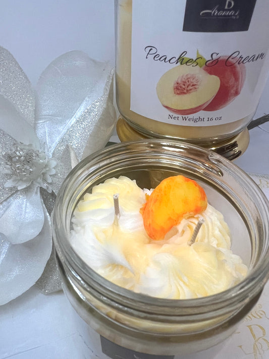 Peaches & Cream scented Candle